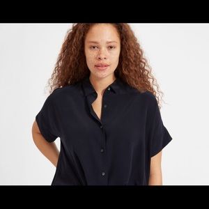 Everlane silk short sleeve square shirt
